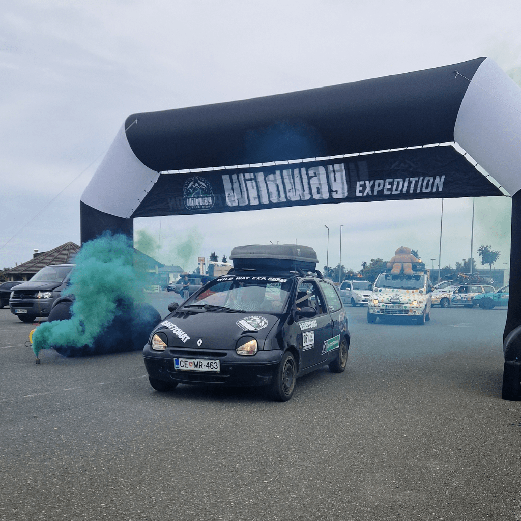 Brez naslova (Facebook Shops Cover (Square))1-min